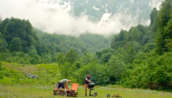 кадр Тут все свои 10