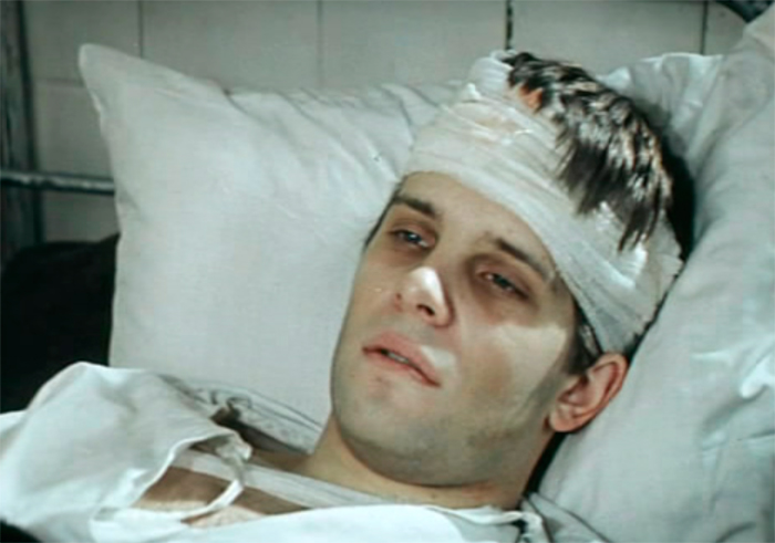 кадр У опасной черты 5