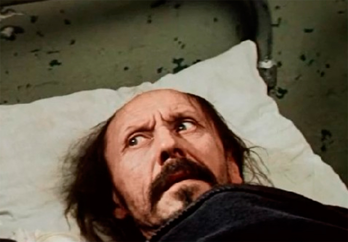 кадр У опасной черты 8