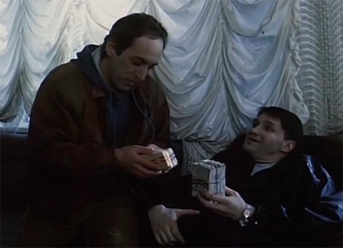 кадр У попа была собака... 10