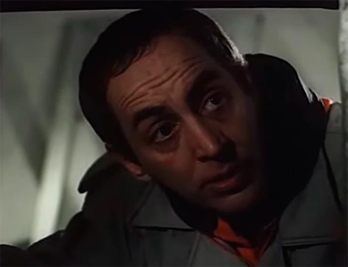 кадр У попа была собака... 11