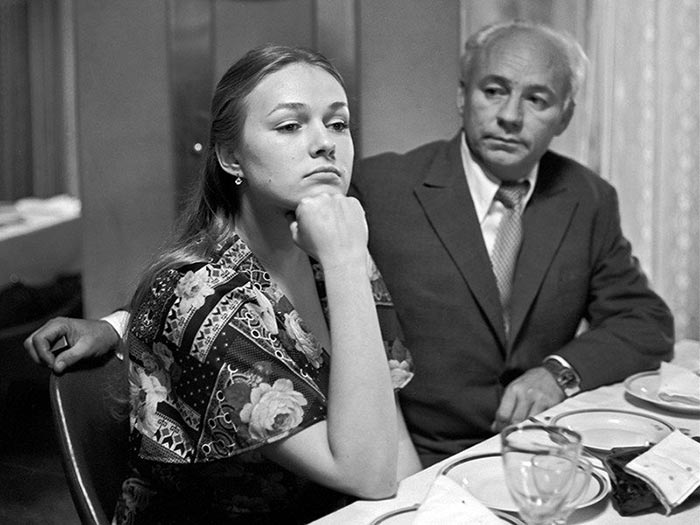 кадр Уходя - уходи 7