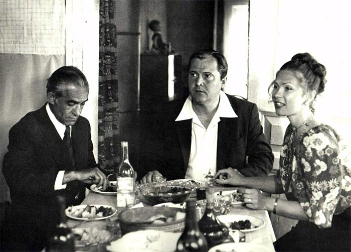 кадр Уходя - уходи 10