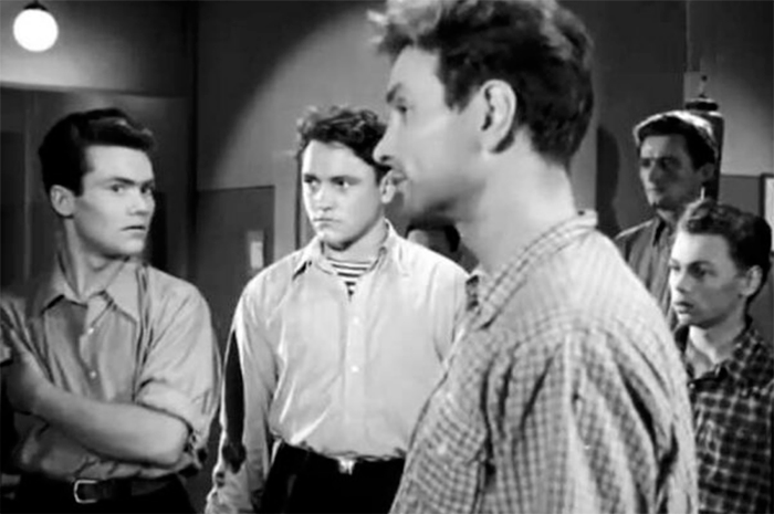 Кадр из фильма Улица молодости кадр Улица молодости 8