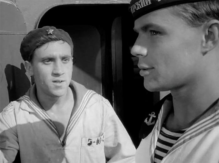 Кадр из фильма Увольнение на берег кадр Увольнение на берег 7