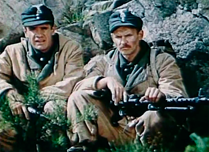 Кадр из фильма В двух шагах от Рая кадр В двух шагах от Рая 7