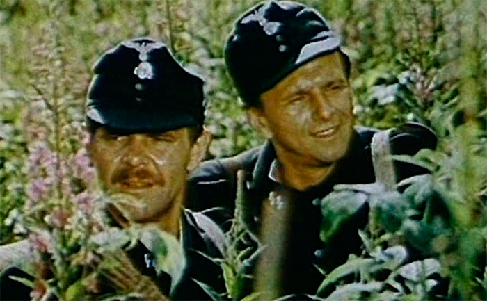 Кадр из фильма В двух шагах от Рая кадр В двух шагах от Рая 11