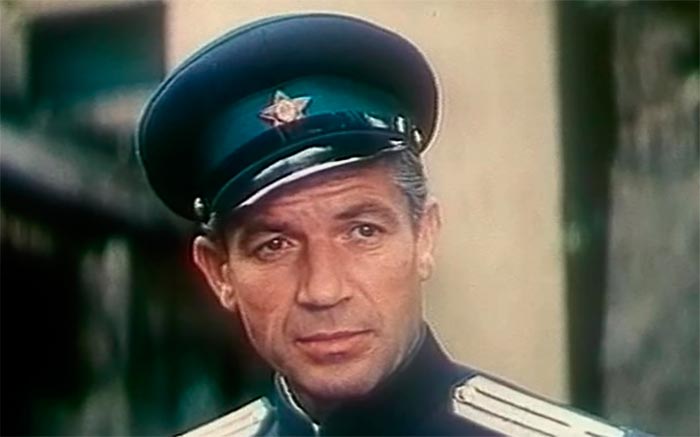 Кадр из фильма В последнюю очередь кадр В последнюю очередь 6