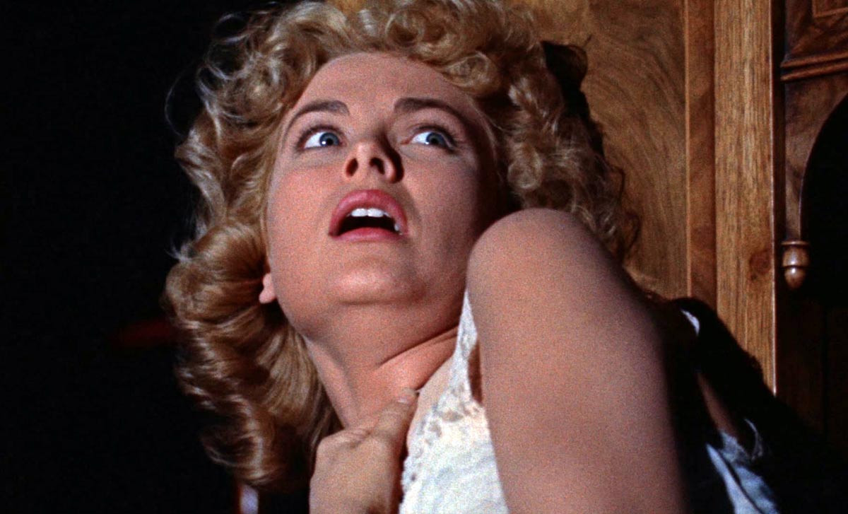 кадр В случае убийства набирайте «М» 7