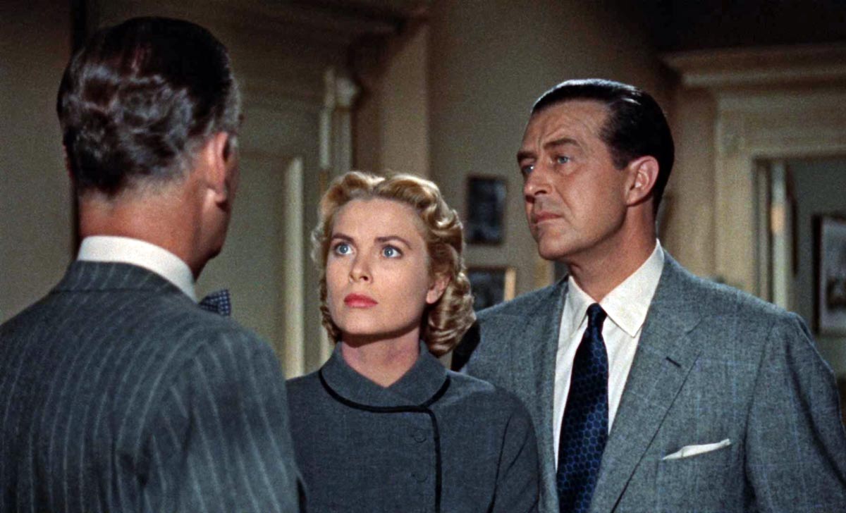 кадр В случае убийства набирайте «М» 8