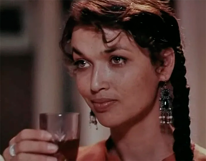 кадр В стремнине бешеной реки 10