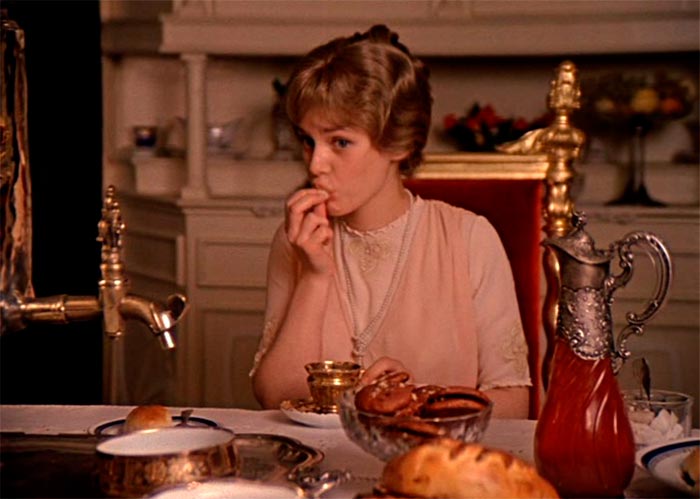 Фильм «Васса» (1982) - сюжет, актеры и роли, кадры из фильма