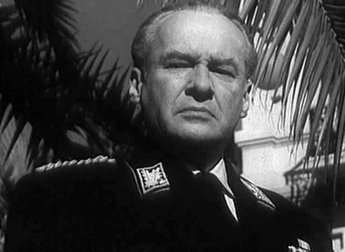 кадр Вдали от Родины 12