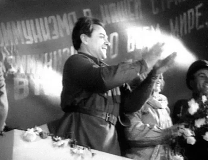 кадр Великий гражданин 9