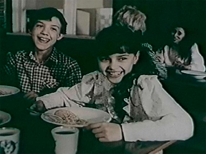 кадр Витька Шушера и автомобиль 4