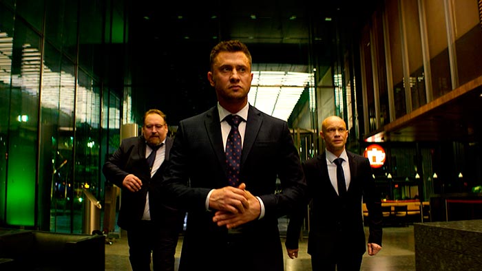 Кадр из фильма Водитель-олигарх кадр Водитель-олигарх 2