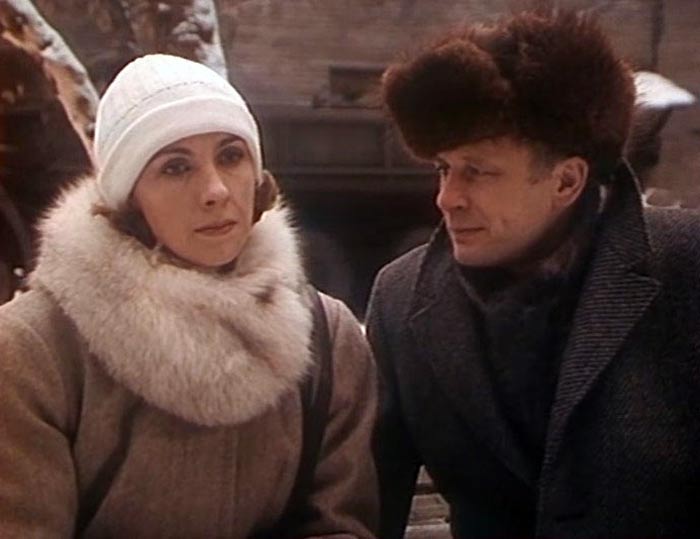 Фильм «Воспитание жестокости у женщин и собак» (1992) - сюжет, актеры и ...