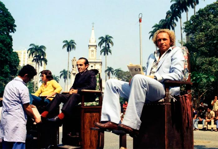 Фильм «Возвращение высокого блондина» (1974) - сюжет, актеры и роли ...