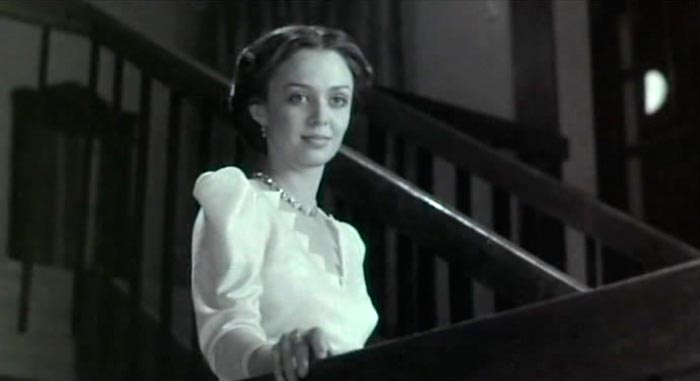 кадр Время и семья Конвей 3