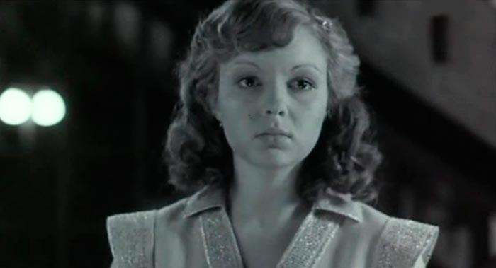 кадр Время и семья Конвей 6