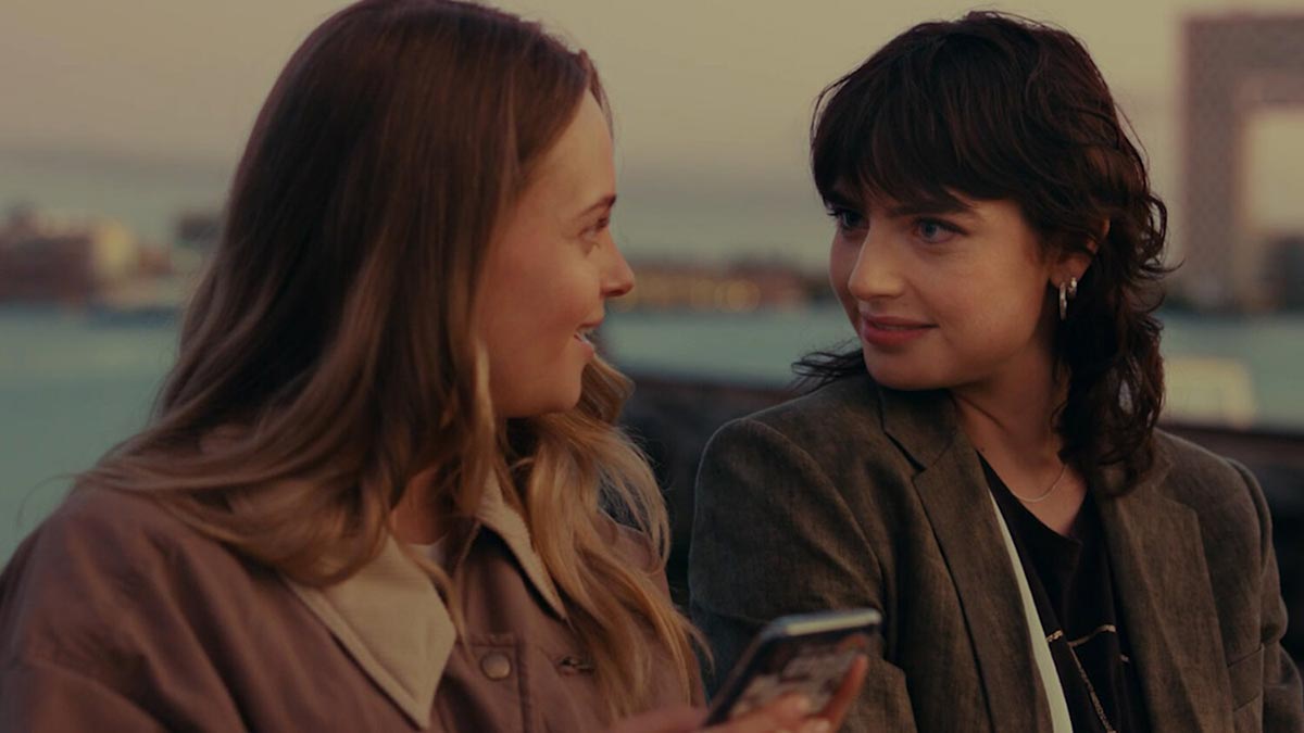 кадр Все оттенки красного 3