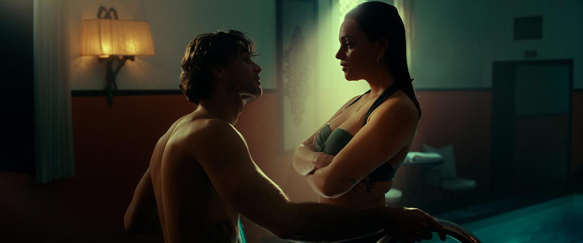 кадр Все оттенки красного 7