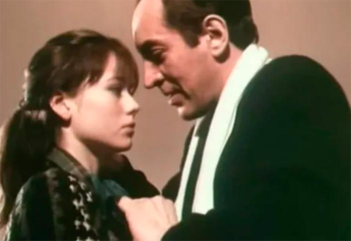 Кадр из фильма Я обещала, я уйду кадр Я обещала, я уйду 3