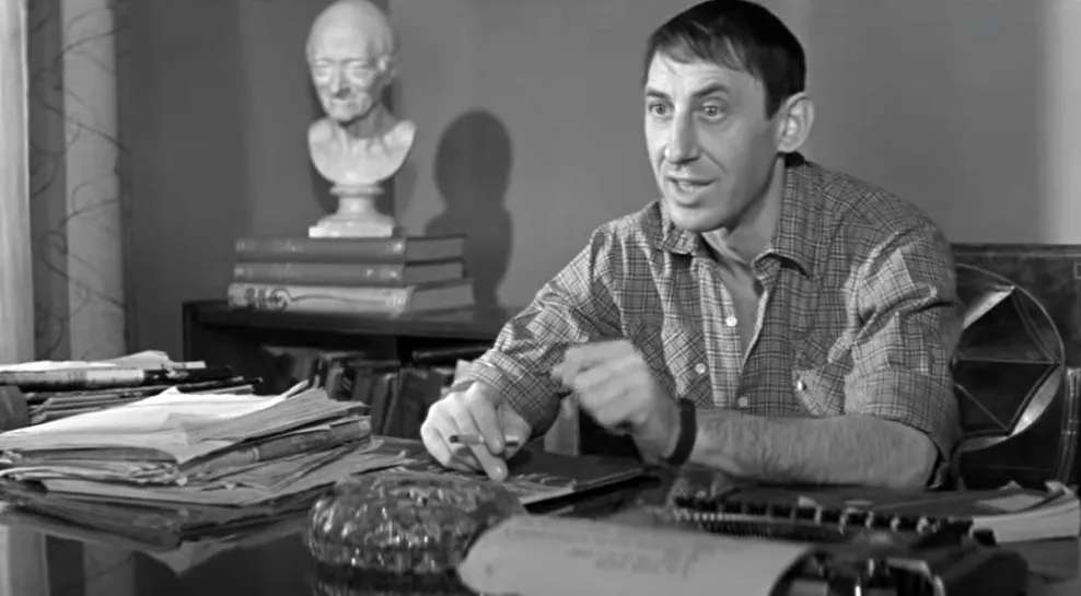 кадр Я шагаю по Москве 19