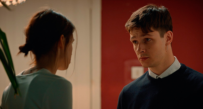 кадр Ячейка общества 9