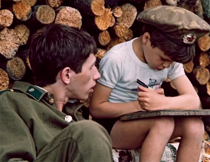 кадр Юрка - сын командира 6