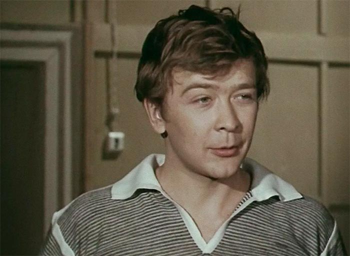 Фильм «Завтрак на траве» (1979) - сюжет, актеры и роли, кадры из фильма