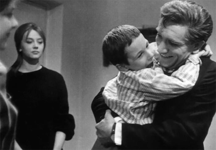 Кадр из фильма Здравствуй, это я кадр Здравствуй, это я 9