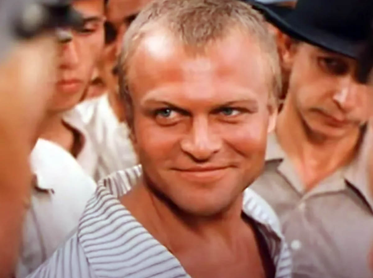 кадр Зеленый фургон 13