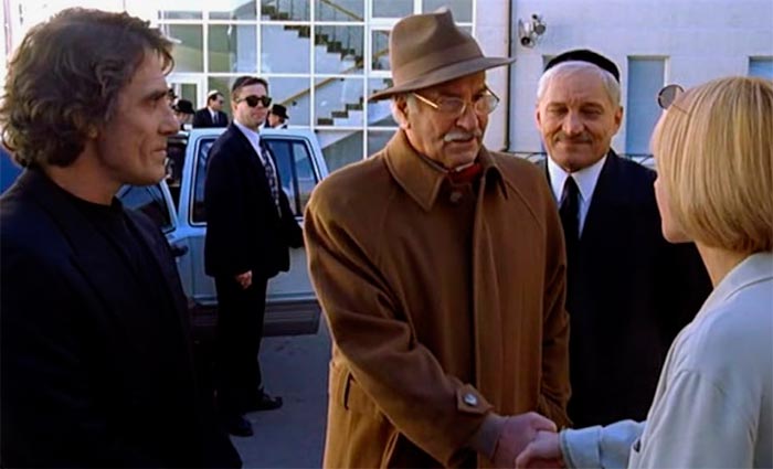 кадр Женщин обижать не рекомендуется 3