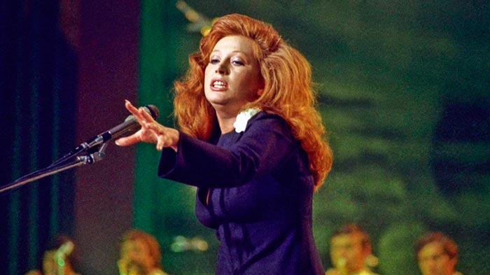 Кадр из фильма Женщина, которая поет кадр Женщина, которая поет 4