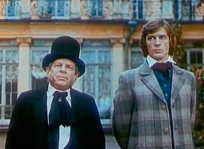 кадр Женщина в белом 8