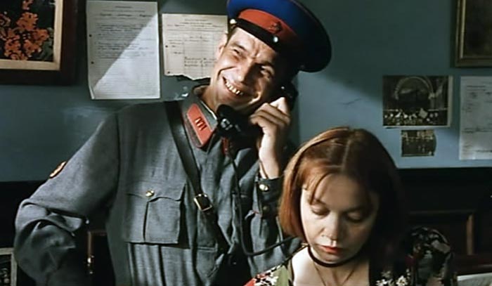 Кадр из фильма Жизнь и необычайные приключения солдата Ивана Чонкина кадр Жизнь и необычайные приключения солдата Ивана Чонкина 5