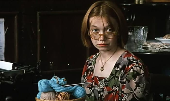 Кадр из фильма Жизнь и необычайные приключения солдата Ивана Чонкина кадр Жизнь и необычайные приключения солдата Ивана Чонкина 12