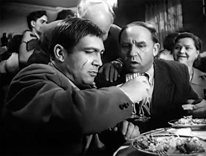 Кадр из фильма Жизнь прошла мимо кадр Жизнь прошла мимо 4