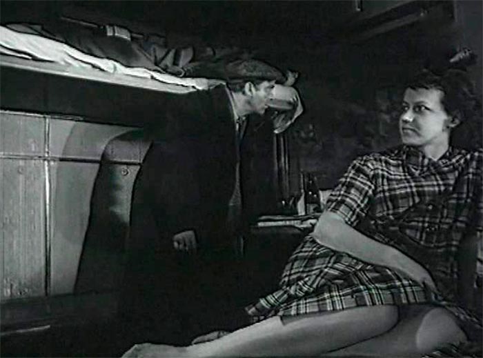 Кадр из фильма Жизнь прошла мимо кадр Жизнь прошла мимо 10