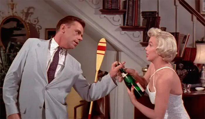 кадр Зуд седьмого года 11