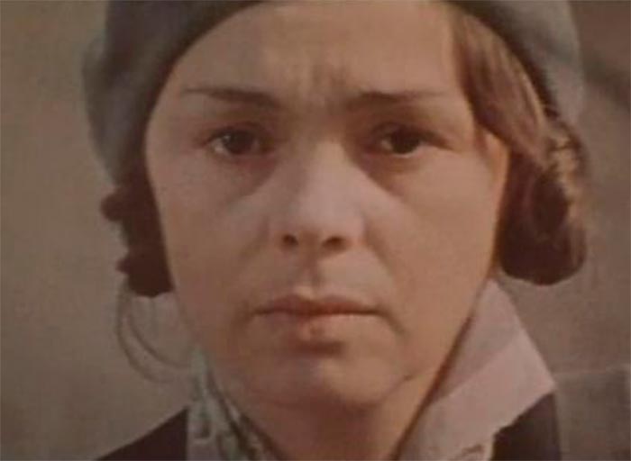 кадр А у нас была тишина 6