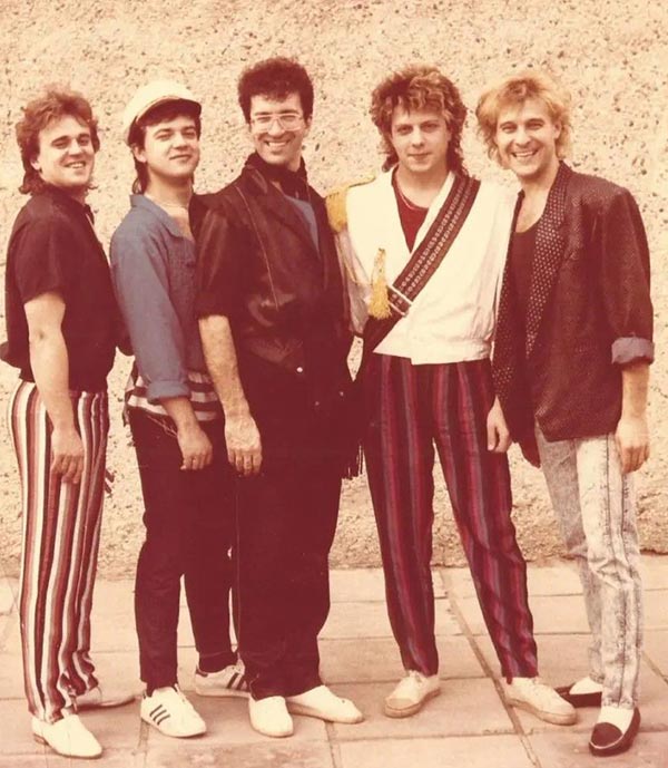 вокально-инструментальный ансамбль Весёлые ребята