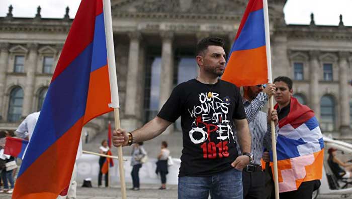 Бундестаг армянский флаг