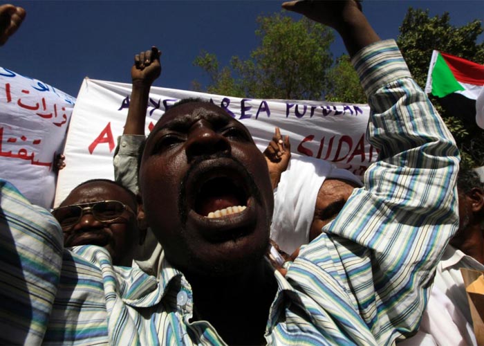 Судан протесты