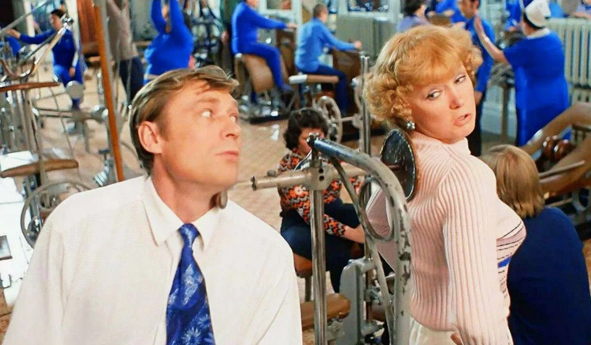 Александр Михайлов в фильме Любовь и голуби Александр Михайлов в фильме Любовь и голуби 2