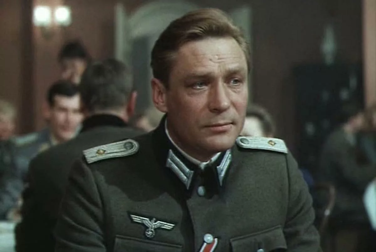 Александр Михайлов в фильме Отряд специального назначения Александр Михайлов в фильме Отряд специального назначения