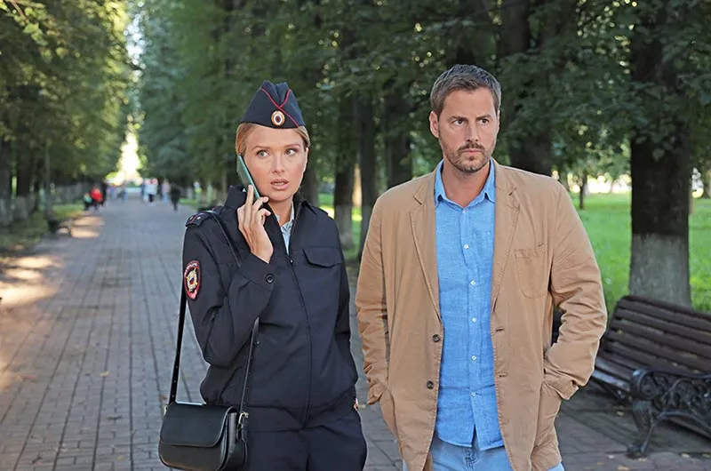 Александра Мареева в сериале Тайна за углом