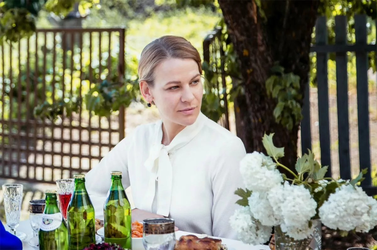 Александра Ребенок в сериале Я не могу без тебя