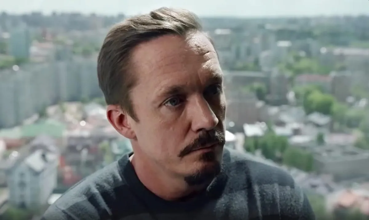 Алексей Шутов в сериале Дверь в прошлое Алексей Шутов в сериале Дверь в прошлое